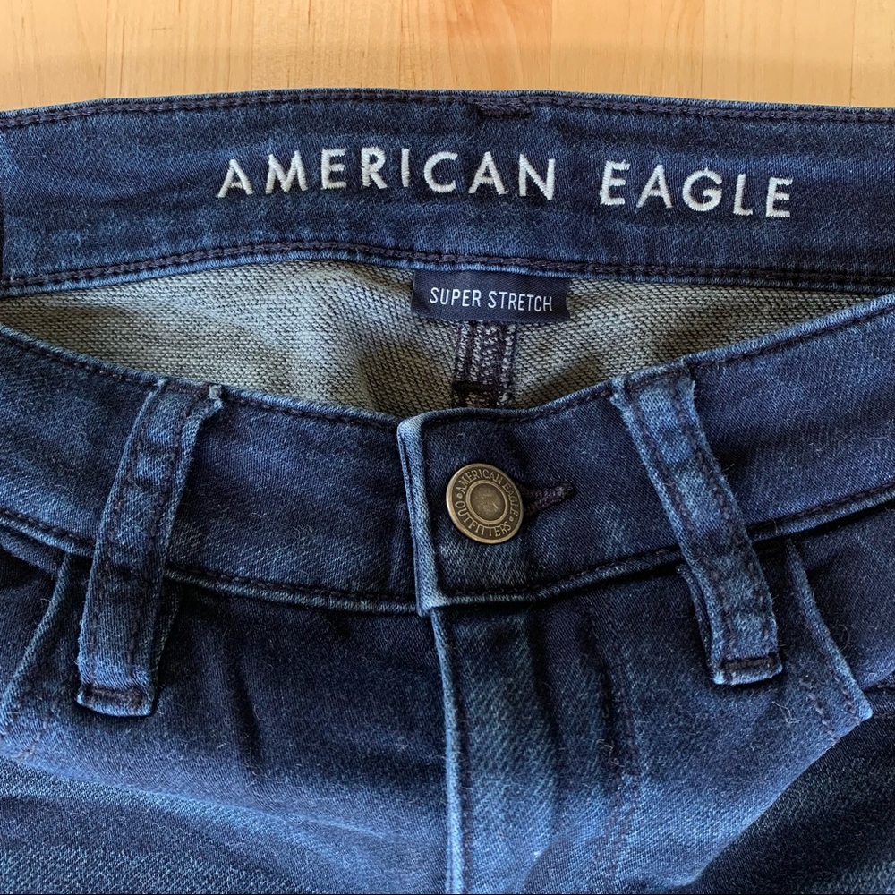 American Eagle Super High Rise Jegging Short Size 2 - Picture 3 of 6